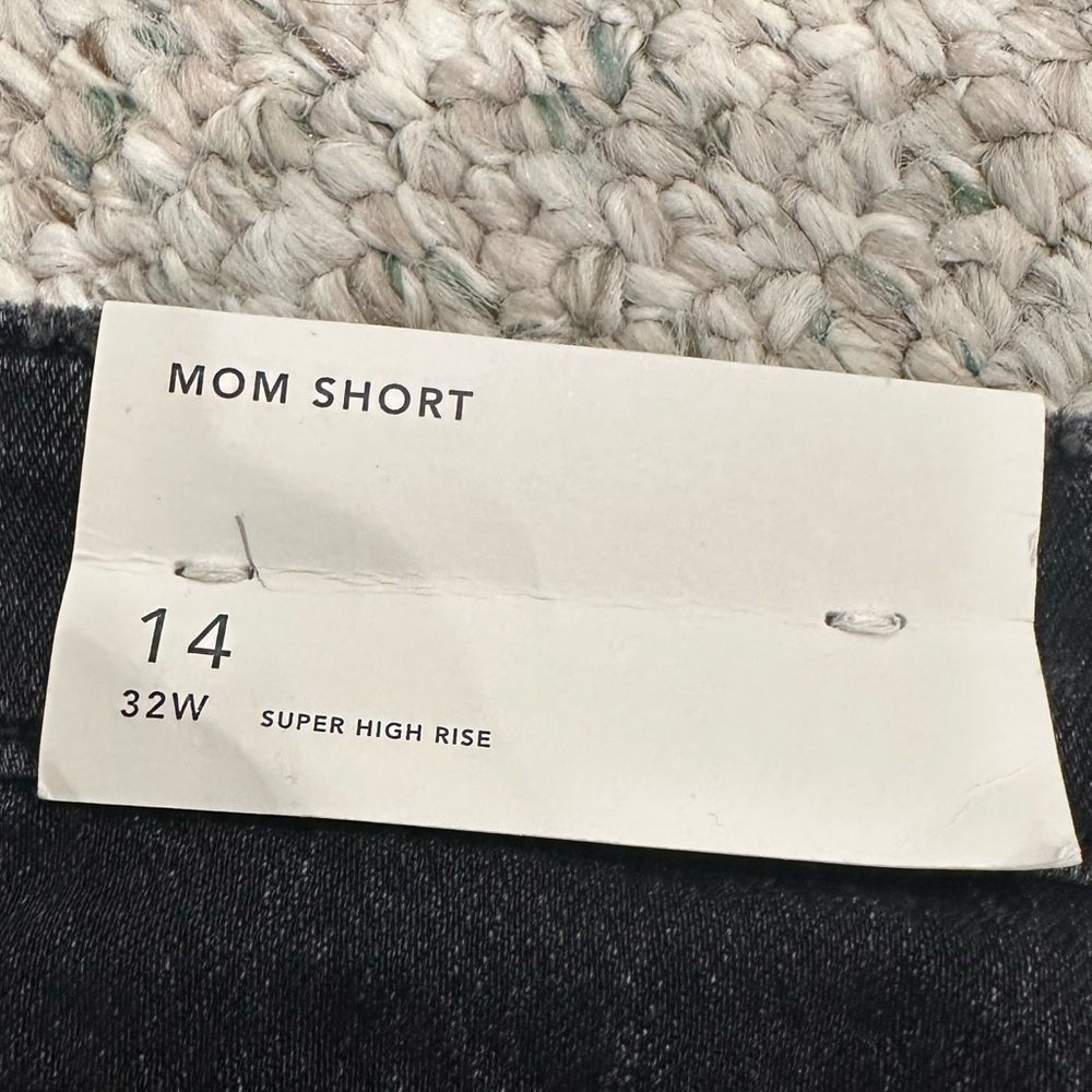 American Eagle Black Denim Mom Shorts - Picture 3 of 4